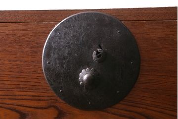 アンティーク家具　前面欅(ケヤキ)材共縁　和の雰囲気づくりに活躍する重ね会津箪笥(衣装箪笥、時代箪笥)(R-039665)