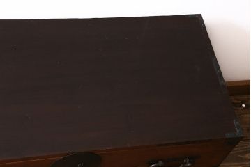 アンティーク家具　前面欅(ケヤキ)材共縁　和の雰囲気づくりに活躍する重ね会津箪笥(衣装箪笥、時代箪笥)(R-039665)