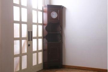 中古　松本民芸家具　シックなD型隅棚(コーナーキャビネット、ホールクロック、時計)(定価約49万円)(R-039669)