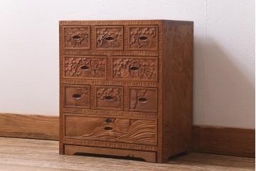 中古　伝統工芸　軽井沢彫り　桜の彫りが美しい小引き出し(R-039673)