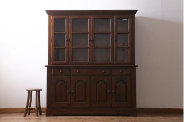 中古　松本民芸家具　クラシカルな雰囲気漂うF型食器棚(カップボード、飾り棚、収納棚、サイドボード、サイドキャビネット)(定価約105万円)