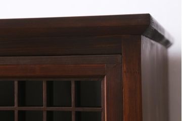 ラフジュ工房オリジナル　古建具リメイク　鉄脚付き　上品な組子の作りが風情漂う戸棚(書院戸、収納棚)(R-039684)