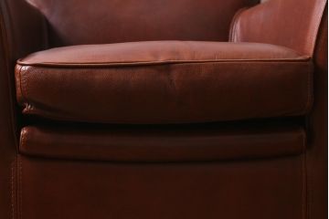 中古　イタリア製　baxter(バクスター)　OXFORDINE　牛革　ヴィンテージ感漂う1人掛けソファ(アームソファ、1Pソファ)(定価約86万円)(R-039685)