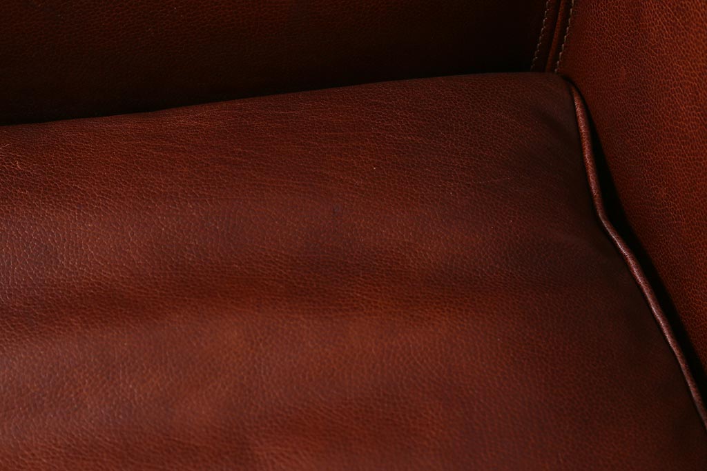 中古　イタリア製　baxter(バクスター)　OXFORDINE　牛革　ヴィンテージ感漂う1人掛けソファ(アームソファ、1Pソファ)(定価約86万円)(R-039686)