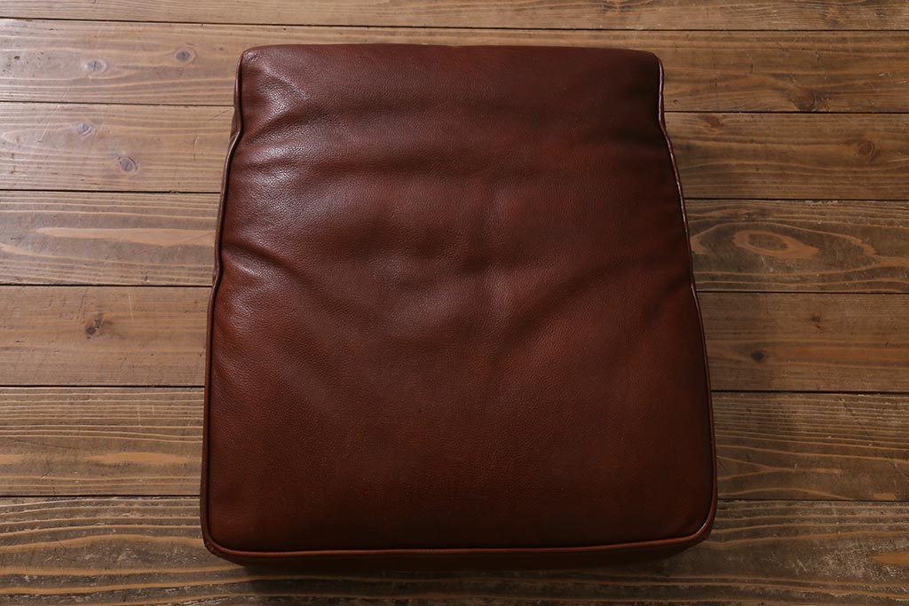 中古　イタリア製　baxter(バクスター)　OXFORDINE　牛革　ヴィンテージ感漂う1人掛けソファ(アームソファ、1Pソファ)(定価約86万円)(R-039686)