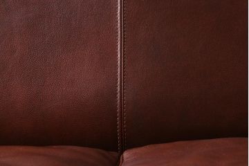 中古　Baxter社(バクスター)　OXFORDINE　ヴィンテージ感あふれるイタリア製の2人掛けレザーソファ(2Pソファ)(定価約160万円)(R-039687)