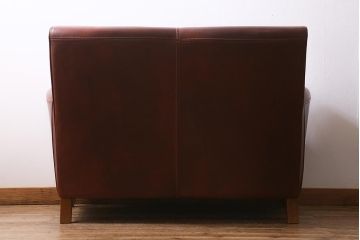 中古　Baxter社(バクスター)　OXFORDINE　ヴィンテージ感あふれるイタリア製の2人掛けレザーソファ(2Pソファ)(定価約160万円)(R-039687)