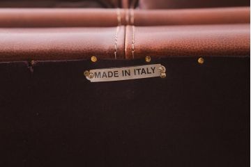 中古　Baxter社(バクスター)　OXFORDINE　ヴィンテージ感あふれるイタリア製の2人掛けレザーソファ(2Pソファ)(定価約160万円)(R-039687)