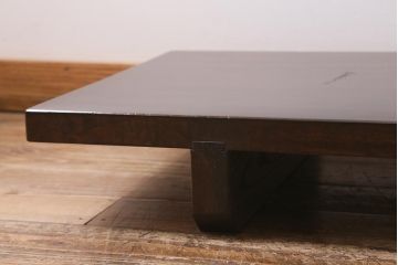 アンティーク家具　朴の木の一枚板を使用した味わい深い裁ち板(ローテーブル、ローボード)(R-039697)