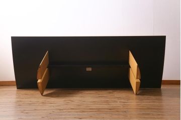 中古　arflex(アルフレックス)　TAVOLO NAVE(タボロ・ナーベ)　ダイニングテーブル(定価約43万円)
