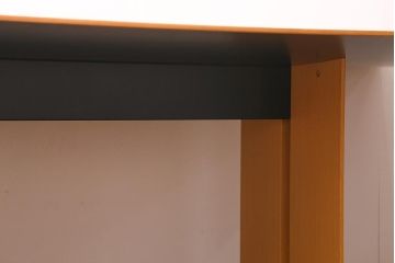中古　arflex(アルフレックス)　TAVOLO NAVE(タボロ・ナーベ)　ダイニングテーブル(定価約43万円)