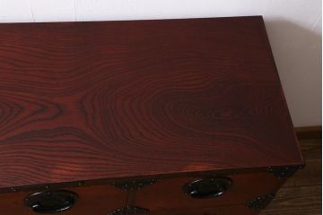 中古　伝統工芸　岩谷堂箪笥　存在感のある豪華な金具が目を惹くサイドボード(整理箪笥、ローチェスト、テレビ台、引き出し)(R-039718)