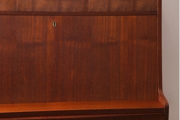 ヴィンテージ家具　北欧ビンテージ　収納たっぷりでおしゃれなライティングビューロー(デスク、机、在宅ワーク、在宅用)(R-039722)