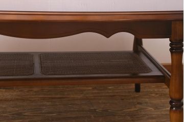 中古　カリモク家具(karimoku)　コロニアルシリーズ　クラシカルな佇まいが魅力のセンターテーブル(リビングテーブル)(R-039723)