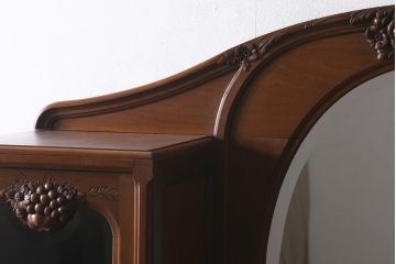 アンティーク家具　フランスアンティーク　ウォールナット材　大理石　上手物!ラウンド型のミラーが目を惹く高級感漂うキャビネット(収納棚、飾り棚、ウォッシュスタンド)(R-039726)