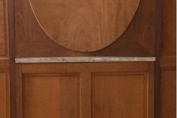 アンティーク家具　フランスアンティーク　ウォールナット材　大理石　上手物!ラウンド型のミラーが目を惹く高級感漂うキャビネット(収納棚、飾り棚、ウォッシュスタンド)(R-039726)