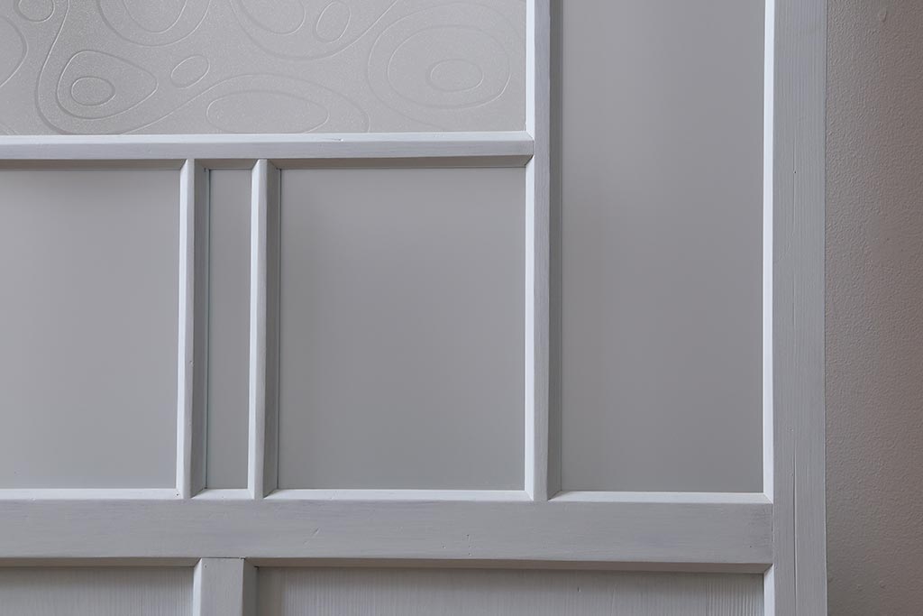 アンティーク建具　和製アンティーク　昭和初期　ペイント　淡い水色が爽やかな木製ドア(扉、開き戸、建具)(R-039727)