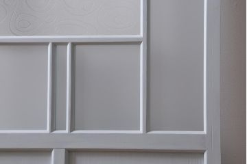 アンティーク建具　和製アンティーク　昭和初期　ペイント　淡い水色が爽やかな木製ドア(扉、開き戸、建具)(R-039727)