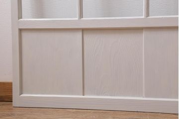 アンティーク建具　和製アンティーク　昭和初期　清潔感漂うホワイトペイントのガラス戸2枚セット(引き戸、建具)(R-039730)