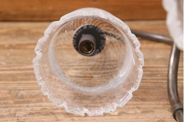 ヴィンテージ照明　ロートアイアン　ガラスシェードがおしゃれなフロアランプ(フロアライト、スタンドライト、ビンテージ)(R-039738)