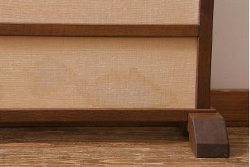 ビンテージ家具　桑材　「寿子」銘入り　花蝶刺繍衝立(パーテーション、ついたて)(R-039739)