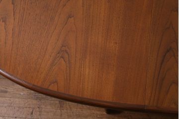 ヴィンテージ家具　G-PLAN(ジープラン) 北欧家具　チーク材　お部屋に優しい印象を添えるオーバル型のエクステンションテーブル(ダイニングテーブル、ビンテージ)(R-039742)