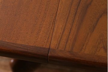 ヴィンテージ家具　G-PLAN(ジープラン) 北欧家具　チーク材　お部屋に優しい印象を添えるオーバル型のエクステンションテーブル(ダイニングテーブル、ビンテージ)(R-039742)