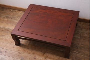 アンティーク家具　総ケヤキ材　漆塗り　美しい杢目が魅力の高級感溢れる座卓(ローテーブル)(R-039745)