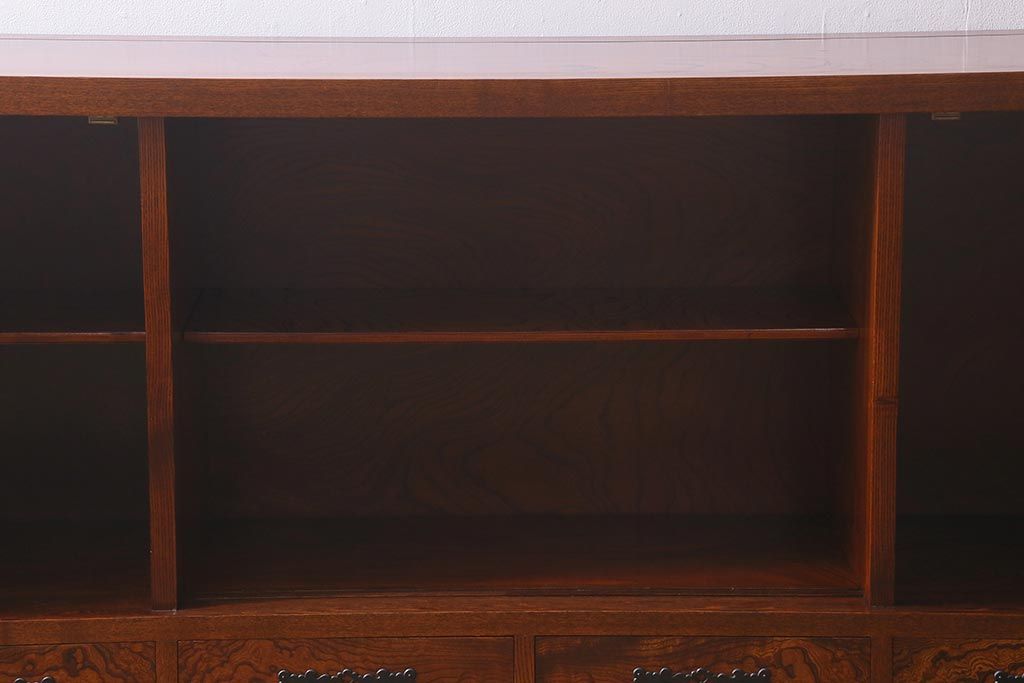 ビンテージ家具　中古　国産　最高級品!　総ケヤキ材・中桐材　玉杢　手打ち金具　漆塗り　伝統技術の粋をつくした極上のサイドボード(キャビネット、戸棚、収納棚、ヴィンテージ)(定価約120万円)(R-039746)