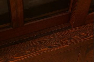 ビンテージ家具　中古　国産　最高級品!　総ケヤキ材・中桐材　玉杢　手打ち金具　漆塗り　伝統技術の粋をつくした極上のサイドボード(キャビネット、戸棚、収納棚、ヴィンテージ)(定価約120万円)(R-039746)