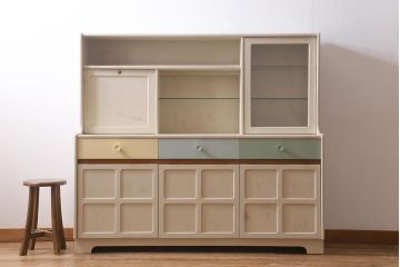 ヴィンテージ家具　イギリス　ペイントリメイク　nathan社(ネイサン)　淡い色合いがおしゃれなキャビネット(カップボード、食器棚、収納棚、ビンテージ)(R-039747)