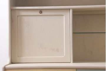 ヴィンテージ家具　イギリス　ペイントリメイク　nathan社(ネイサン)　淡い色合いがおしゃれなキャビネット(カップボード、食器棚、収納棚、ビンテージ)(R-039747)