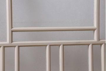 アンティーク建具　当店オリジナルガラス　桟のデザインがおしゃれなペイントガラス戸(引き戸)(R-039754)