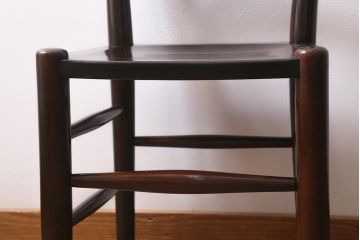 中古　松本民芸家具　シックな空間におすすめのラダーバックチェア(ダイニングチェア、椅子)(R-039806)