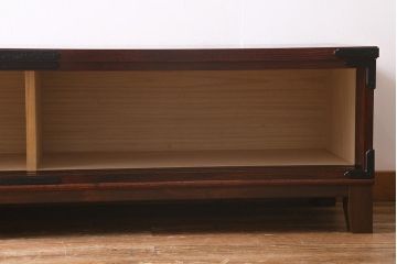 中古　リメイク家具　岩谷堂箪笥　高級感あふれる和の雰囲気を演出するローボード(収納棚、戸棚、テレビボード)(R-039817)