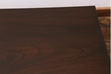ビンテージ家具　和製ビンテージ　総ケヤキ・天板一枚板　滑らかな木肌が魅力のセンターテーブル(座卓、ローテーブル)(R-039818)