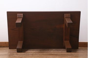 ビンテージ家具　和製ビンテージ　総ケヤキ・天板一枚板　滑らかな木肌が魅力のセンターテーブル(座卓、ローテーブル)(R-039818)