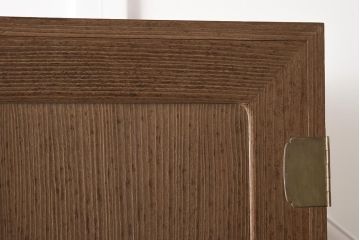 アンティーク家具　桐材　素朴な木味が魅力的なワードローブ(洋服タンス)(R-039827)