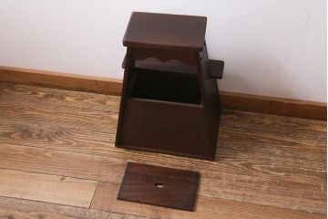アンティーク雑貨　昭和期　古い木の味わいが魅力的な踏み台(ステップ)(R-039843)