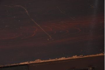 アンティーク家具　明治期　隠し付き!赤みがかった漆塗りの木肌が魅力の衣裳箪笥(引き出し、和タンス)(R-039848)