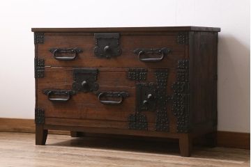 アンティーク家具　総桐材　古箪笥リメイク　フラップダウン式扉のテレビ台(テレビボード、リビングボード、時代箪笥、桐箪笥、桐たんす)(R-039853)