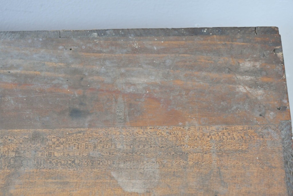 アンティーク家具　和製アンティーク　大正昭和初期　シンプルなデザインが取り入れやすい衣装箪笥(時代箪笥、ローボード、テレビ台)(R-039855)