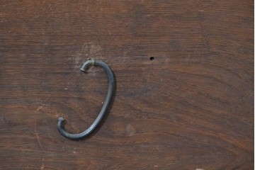 アンティーク家具　和製アンティーク　大正昭和初期　シンプルなデザインが取り入れやすい衣装箪笥(時代箪笥、ローボード、テレビ台)(R-039856)