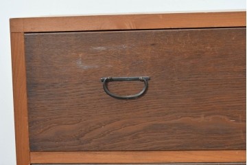 アンティーク家具　和製アンティーク　大正昭和初期　シンプルなデザインが取り入れやすい衣装箪笥(時代箪笥、ローボード、テレビ台)(R-039856)