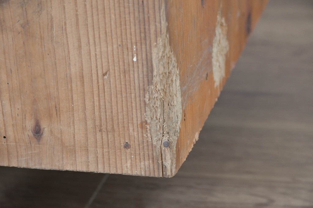 アンティーク家具　和製アンティーク　大正昭和初期　シンプルなデザインが取り入れやすい衣装箪笥(時代箪笥、ローボード、テレビ台)(R-039856)