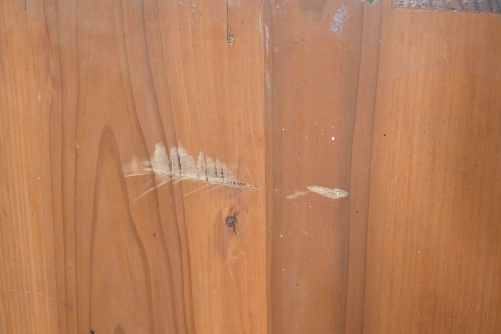 アンティーク家具　和製アンティーク　大正昭和初期　シンプルなデザインが取り入れやすい重ね箪笥(時代箪笥、ローボード、テレビ台)(R-039857)