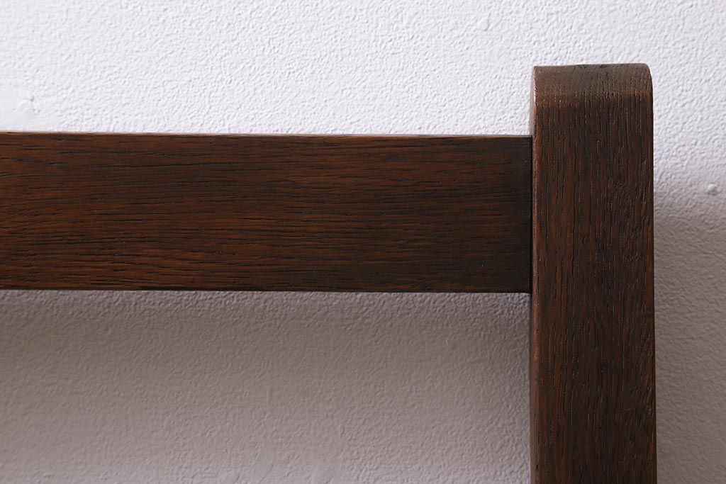 アンティーク家具　和製アンティーク　樫材　素朴な風合いがレトロな木製チェア(椅子、板座チェア)(R-039873)