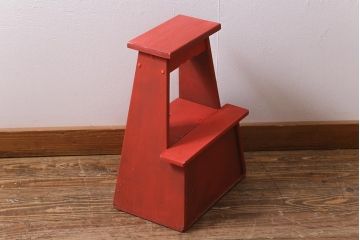 アンティーク雑貨　ペイント家具　ポップなカラーがおしゃれなレトロな踏み台(ステップ、飾り台、花台)(R-039874)