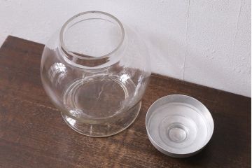 レトロ雑貨　昭和レトロ　丸いフォルムが可愛らしい地球瓶(ガラス瓶、ガラスビン)(R-039877)