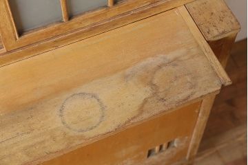 アンティーク家具　昭和中期　レトロな佇まいの作業台付き食器棚(収納棚、戸棚、キャビネット)(R-039892)